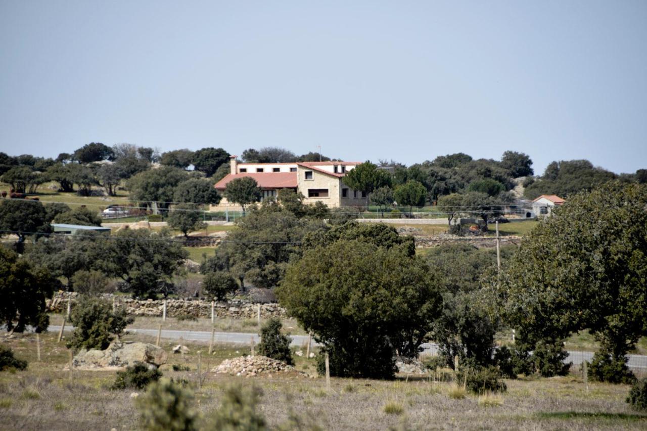Casa Entre Piedras y Estrellas Gallegos de Sobrinos Exterior foto